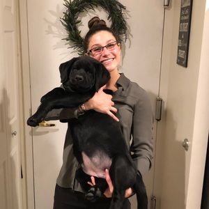 Meet your Posher, Danielle